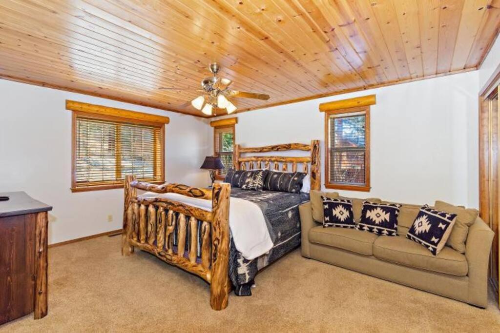 Custom Single Story Cabin With Jacuzzi Pool Table & Big Game Room With Arcade Games Lac Big Bear Extérieur photo
