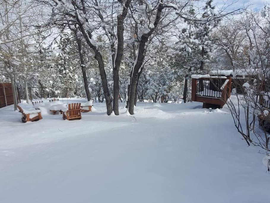 Custom Single Story Cabin With Jacuzzi Pool Table & Big Game Room With Arcade Games Lac Big Bear Extérieur photo