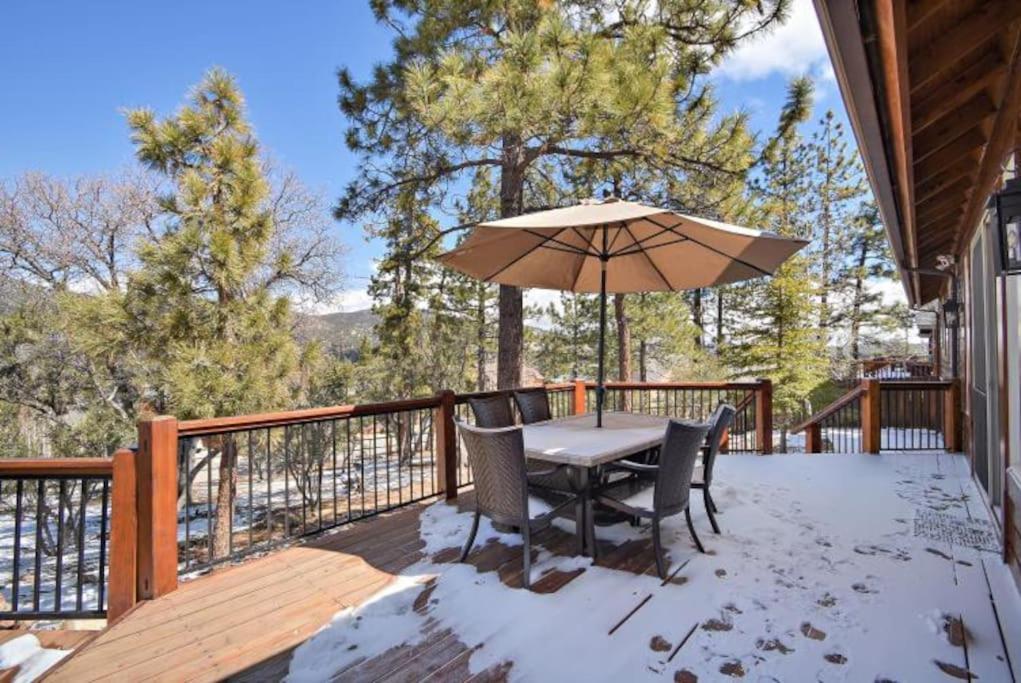 Custom Single Story Cabin With Jacuzzi Pool Table & Big Game Room With Arcade Games Lac Big Bear Extérieur photo